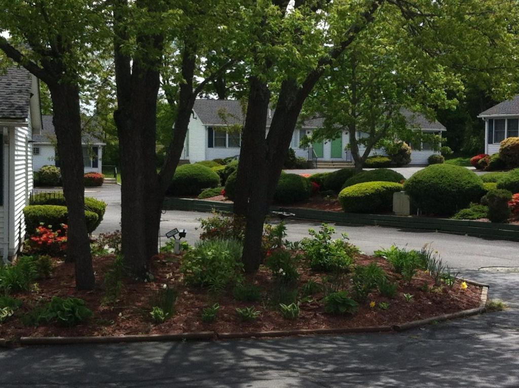 Founder'S Brook Motel And Suites Portsmouth Exterior foto